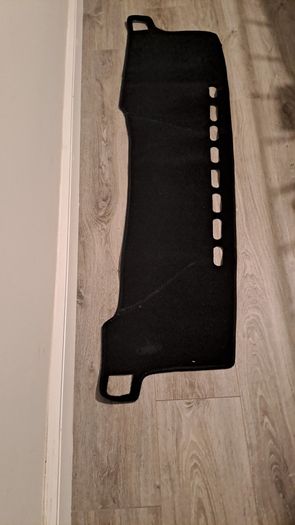 Toyota Aqua dashboard mat