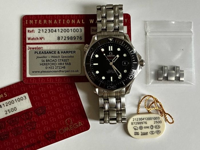 Omega Seamaster Diver Black non wave/ ceramic bezel full set