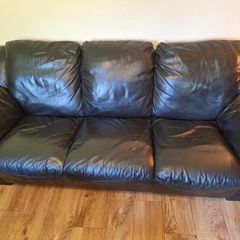 Leather sofa and 2 recliners