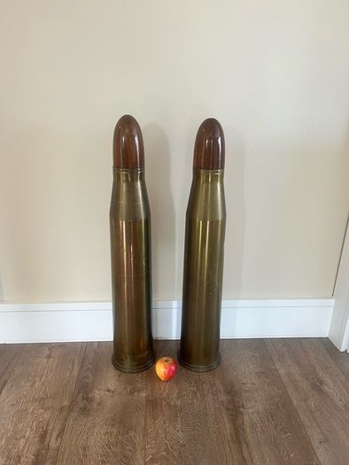 1944 WW2 17PDR Tank Shells