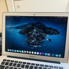 Apple MacBook Air core i5 charger included