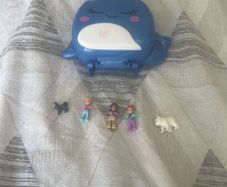 Polly pocket