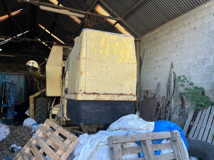 New Holland Clayson M135