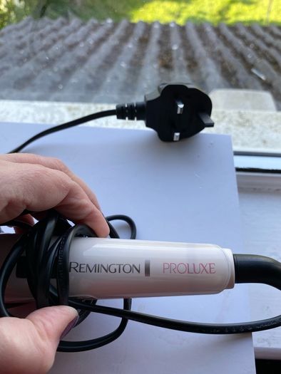Remington Proluxe Curling Wand