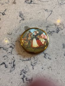 Pocket mirror