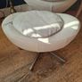 Arne Jacobsen replica Egg Chair in white Image 9