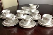Royal Standard, fine bone China 21 piece tea set