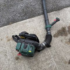 leaf blower