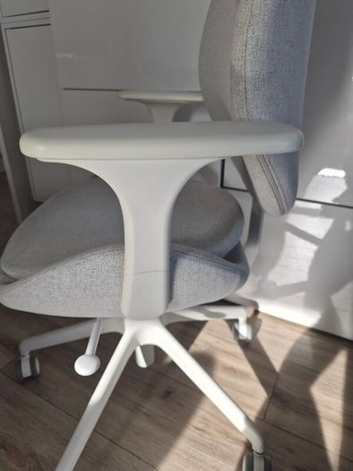 IKEA Office Chair with Armrests (Beige/White) - Good Condition