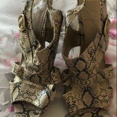 Ladies Wallis new shoes size 6