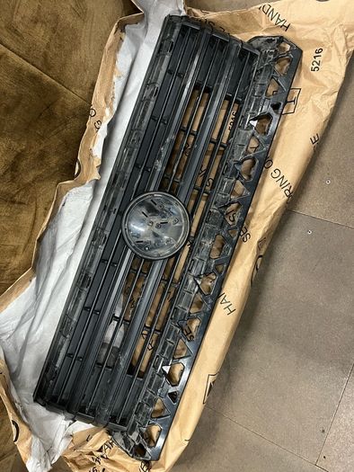 Volkswagen crafter grill