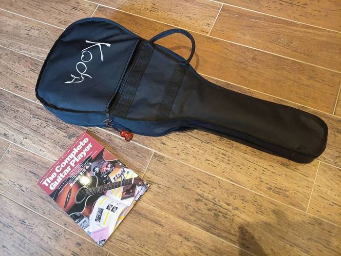 Koda Acoustic Guitar