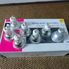Halogen lightbulbs