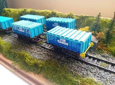 Model Railway  Irish Cement Wagons