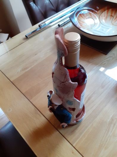 Bottle support