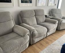Recliner sofa and 2 armchairs