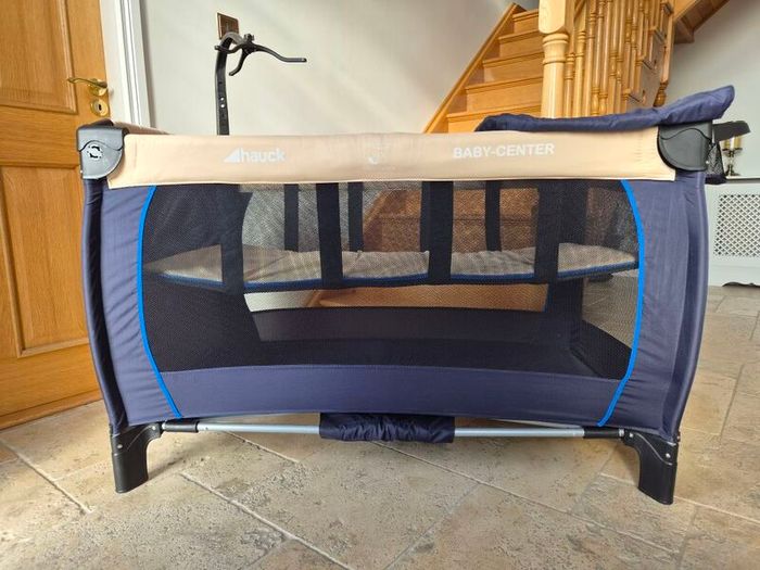 Travel cot/ baby Basinette/changer/playpen
