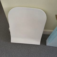 toilet seat