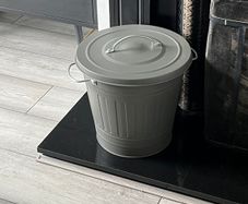 IKEA KNODD 16L Metal Bin with Lid - Grey