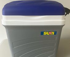 Sun & Fun 30L Electric Cool Box (12V & 230V Mains Dual Power)