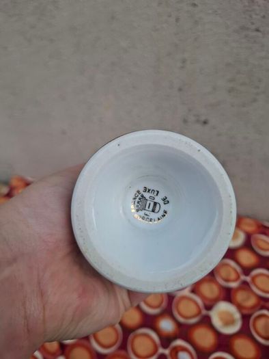 6 porcelain of paris cups postage possible