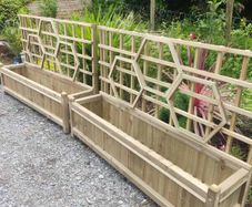 Trellis Planter