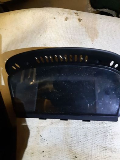 On board navigation monitor display screen bmw