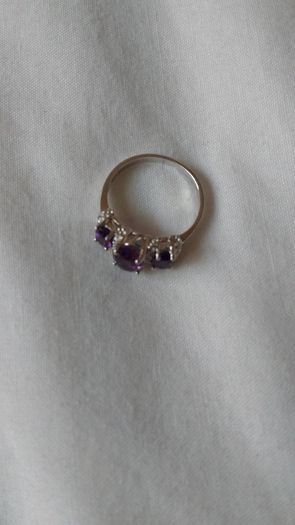 Elegant Amethyst & Diamond Engagement Anniversary Graduation ring.