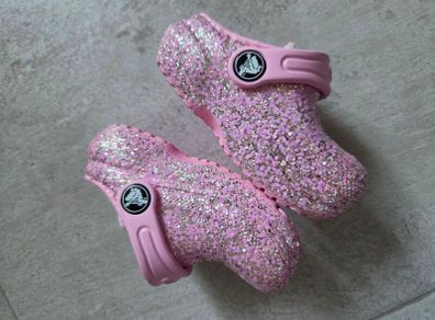 UK4, Crocs Kids' Classic Lined Glitter Clogs