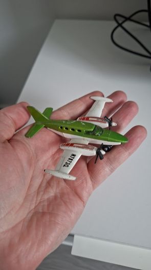 Vintage 1974 Matchbox Lesney Prod Cessna 402 Plane