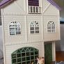 sylvanian Families - Wisteria Terrace Image 10