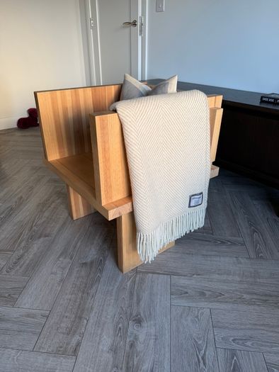 ItooRaba Lounge Chair by Sizar Alexis