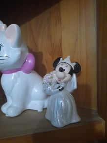 vintage disney minnie mouse salt shaker