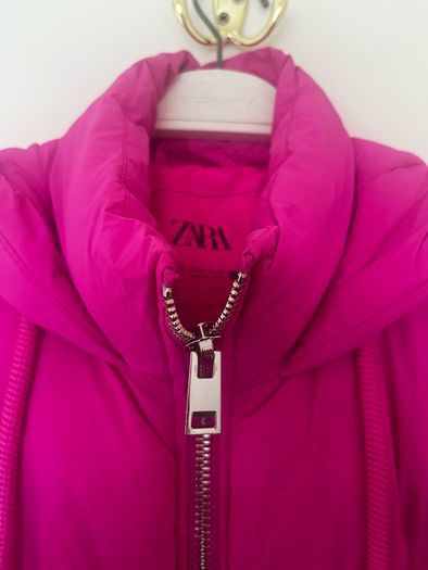 Zara Fuchsia Pink Quilted Puffer Jacket with Hood - XS