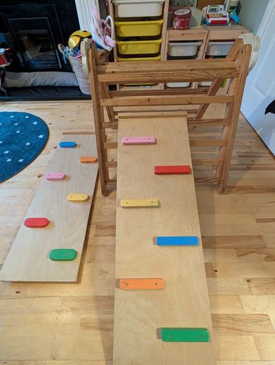 Wooden climbing frame, Pikler Triangle, Montessori climber