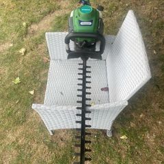 hedge cutter