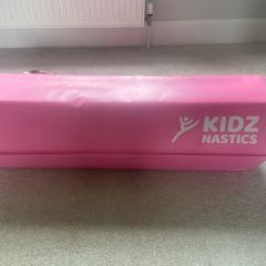 Gymnastics anti slip foldable foam beam