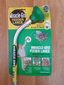 Brand new miracle grow feeder lance for watering or feeding