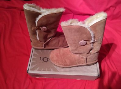 Ugg