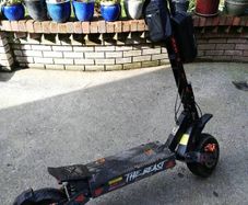 e scooter g4 kukrin,battery health good ,,,cash or might do swap with e bike ,,make offer???