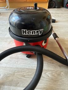 Henry hoover