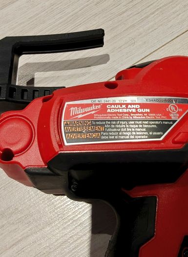 Milwaukee M12 Cordless 10oz Caulk and Adhesive Gun (Model 2441-20) - Used Once, Mint Condition