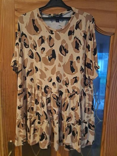 New Look Curves top size UK20 EU48 Perfect condition Postage included