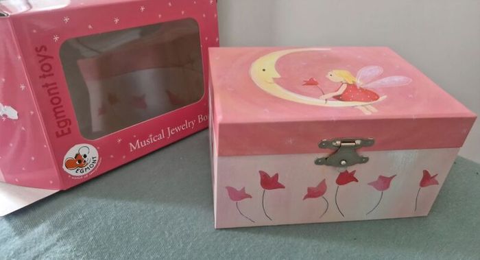 jewellery box