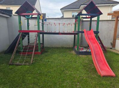 Kids playground with 2 Towers