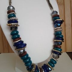An Authentic, signed  Kenneth Cole (New York) necklace..