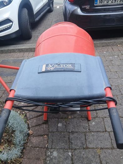 Cement mixer