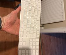 DAMAGED - Apple Magic Keyboard With Numeric Keypad