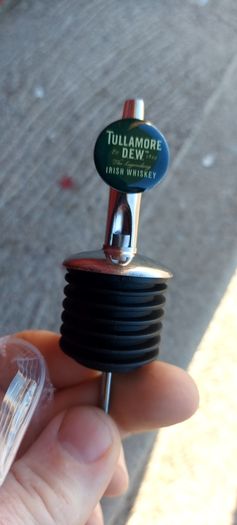 tullamore pourer brand new,price includes post to anywhere in Ireland thank you, sold as is ,see pictures. Or if buyer collects cheaper,