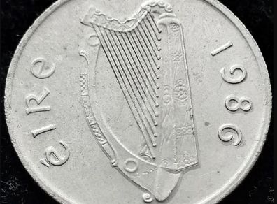 [#90] - Ireland 1986 | ERROR Irish 5p | Five Pence | Bull | KM.22